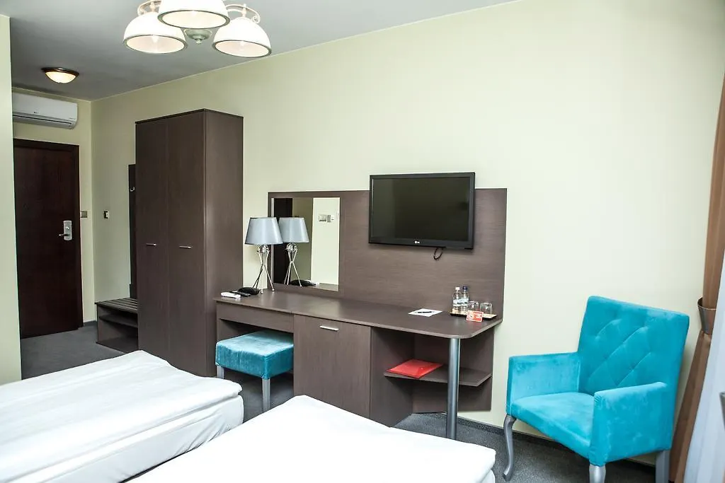 Hotel Sokolowska Airport Modlin Nowy Dwór Mazowiecki 3*,