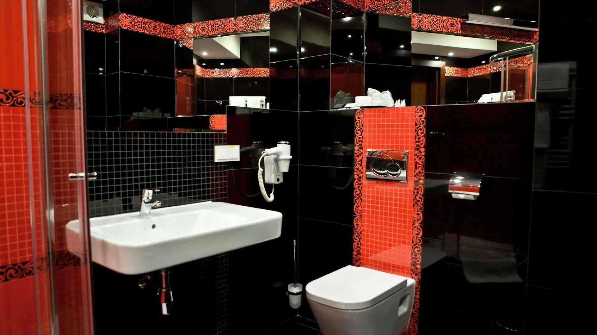 Hotel Sokolowska Airport Modlin Nowy Dwór Mazowiecki 3*,