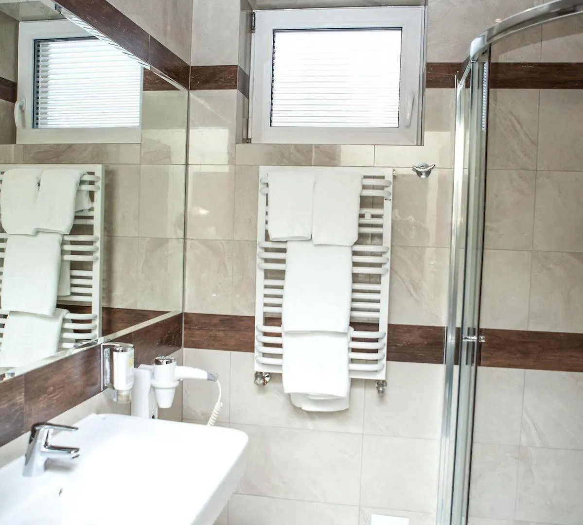 Hotel Sokolowska Airport Modlin Nowy Dwór Mazowiecki
